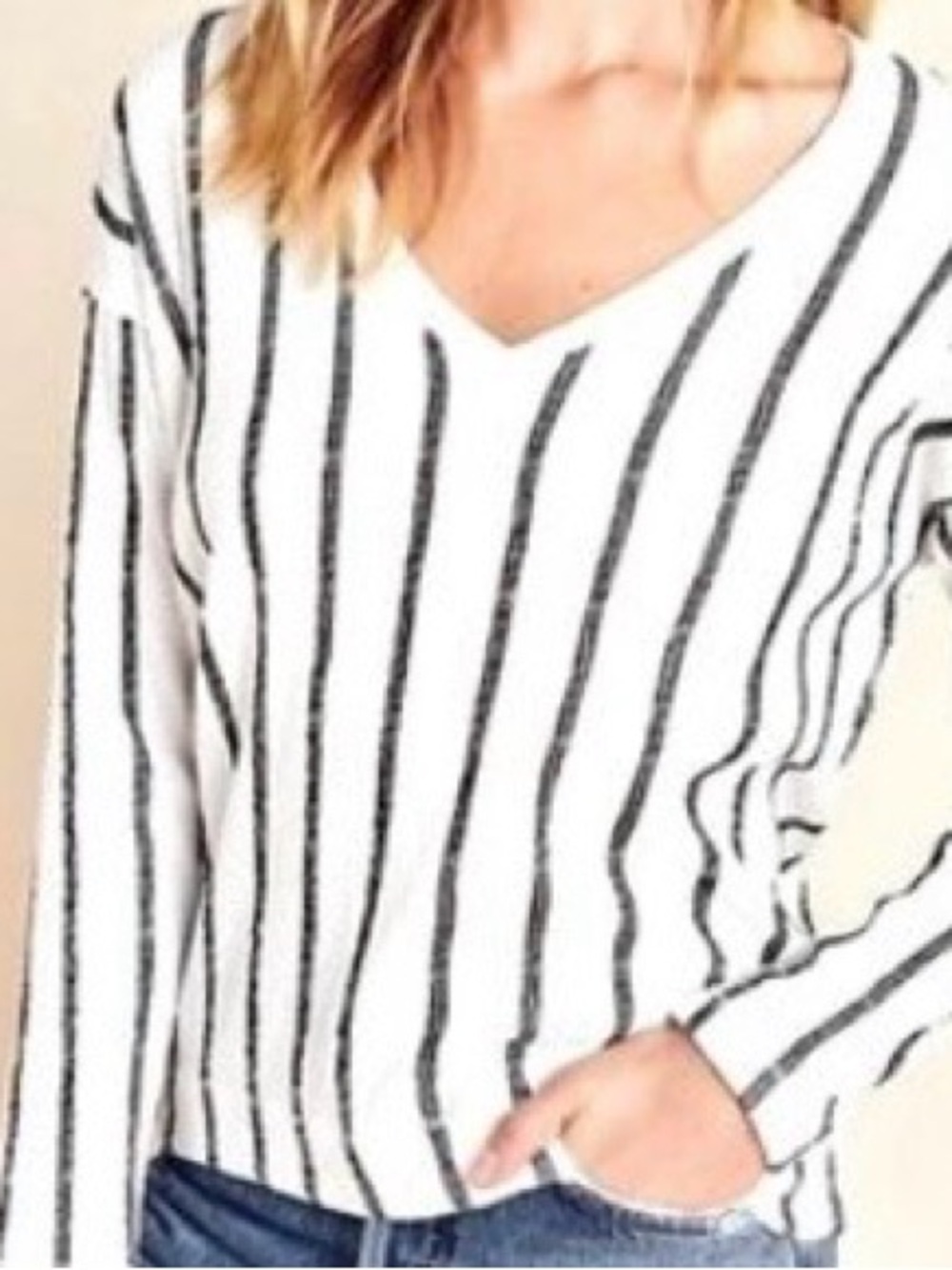 Anthropologie XSP White Black Verticle Striped Textured V-Neck Top